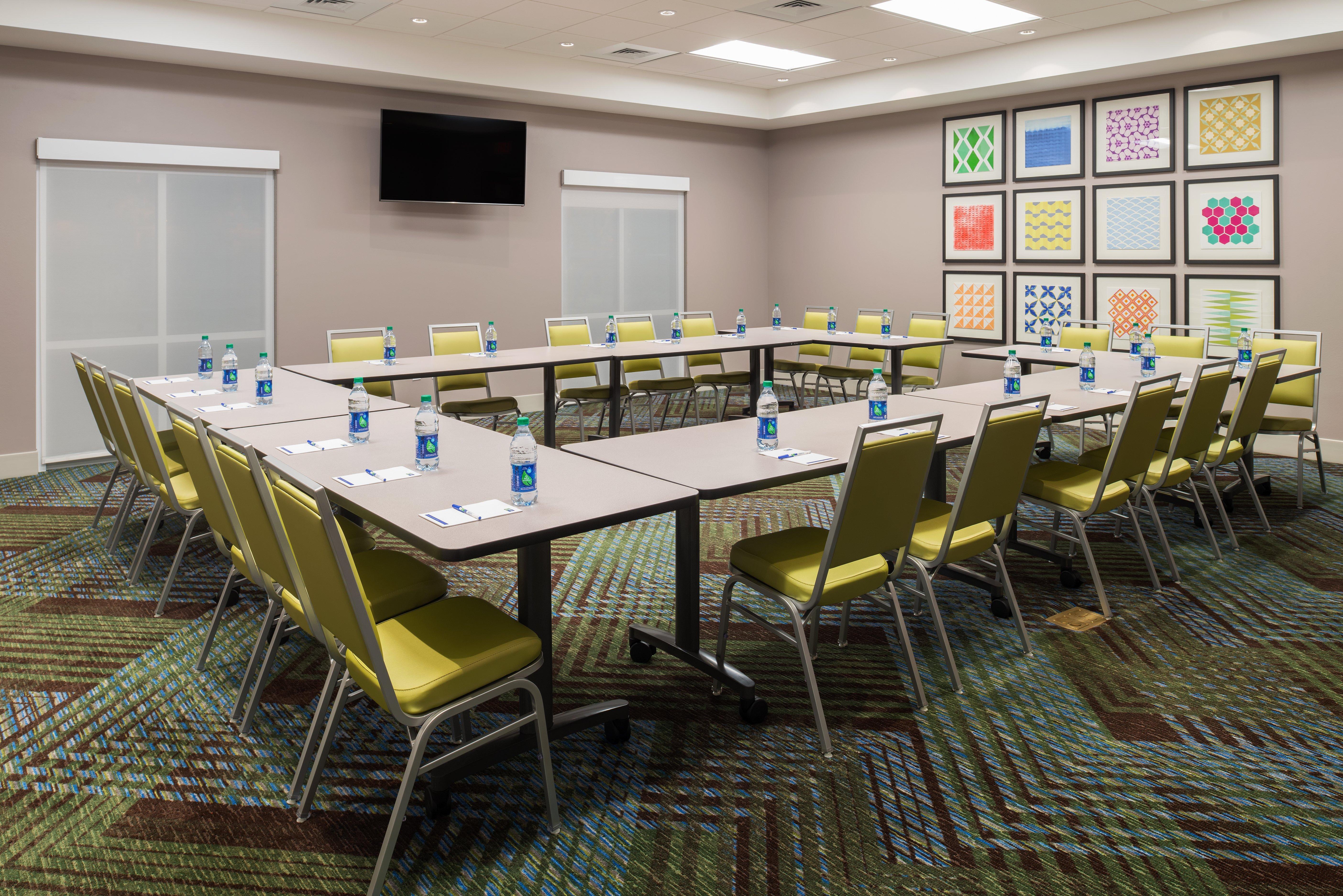Holiday Inn Express & Suites Vandalia By Ihg Exterior foto