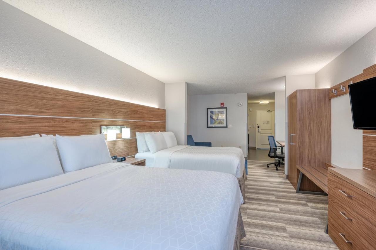 Holiday Inn Express & Suites Vandalia By Ihg Exterior foto