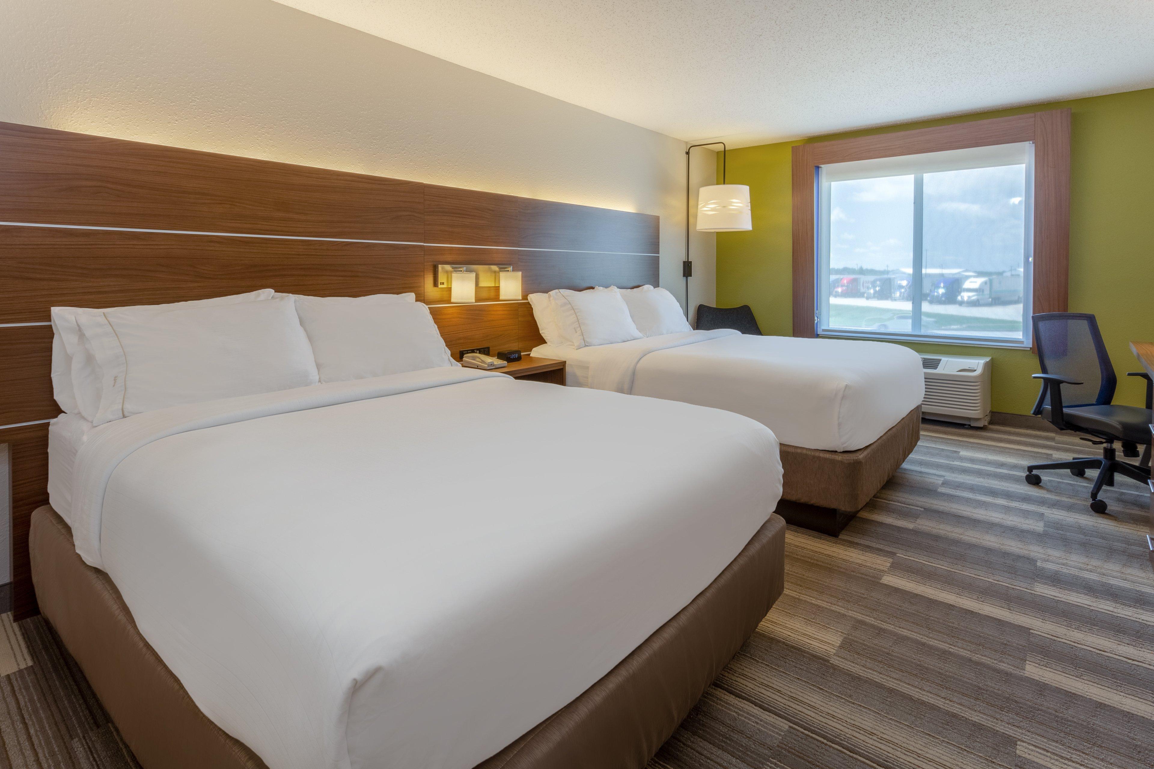 Holiday Inn Express & Suites Vandalia By Ihg Exterior foto