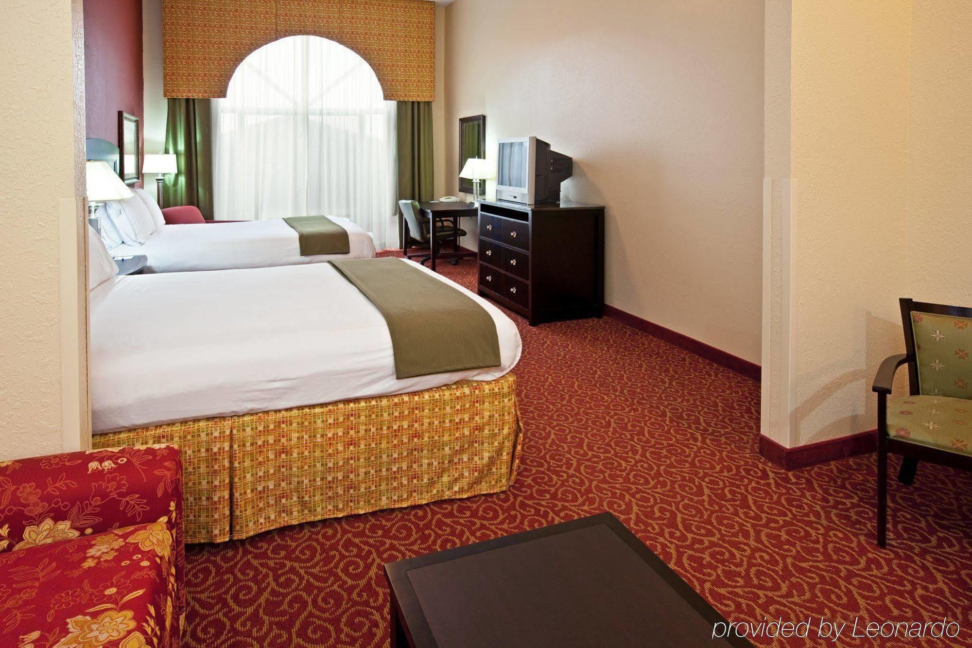 Holiday Inn Express & Suites Vandalia By Ihg Quarto foto
