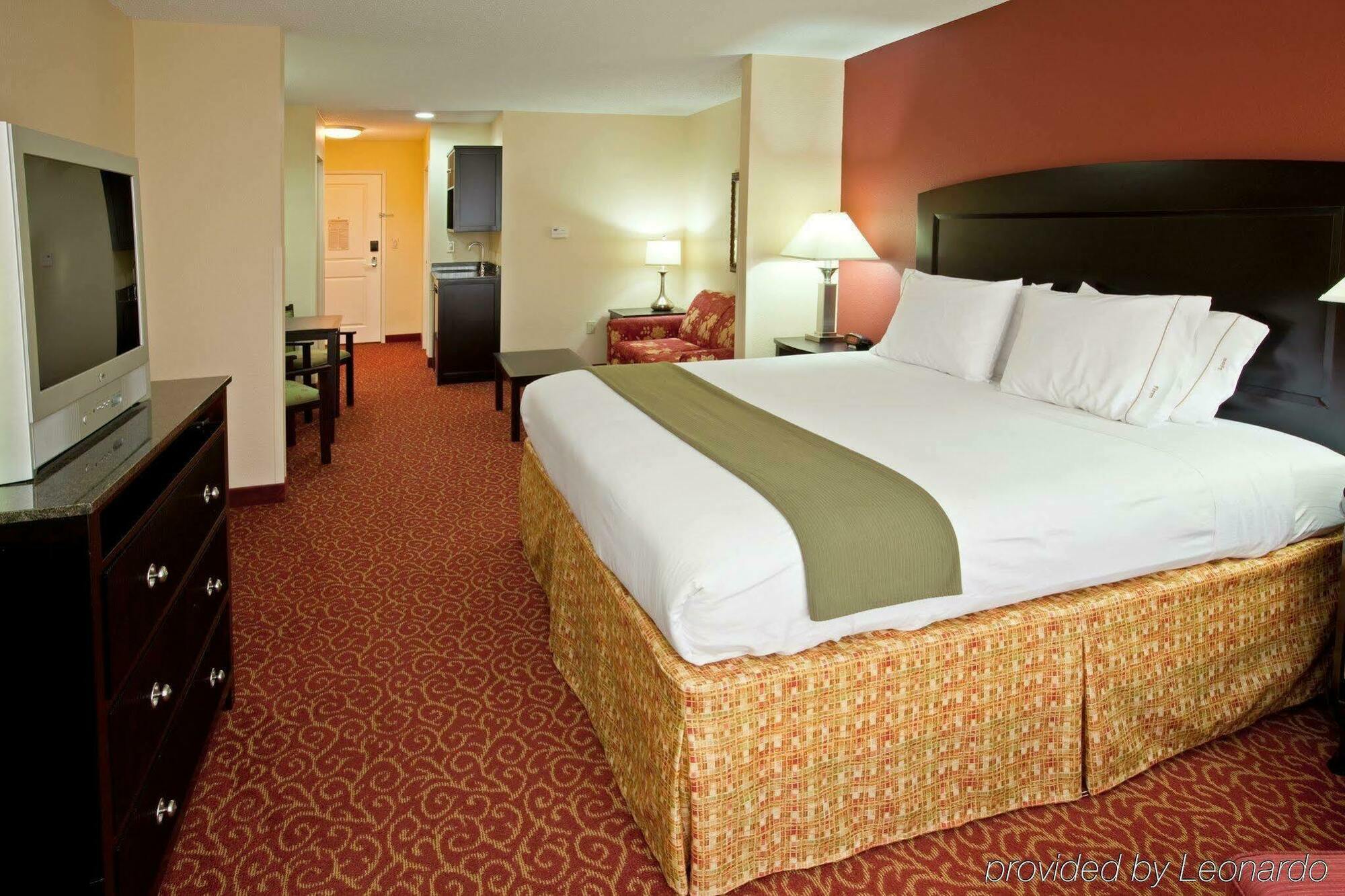Holiday Inn Express & Suites Vandalia By Ihg Exterior foto